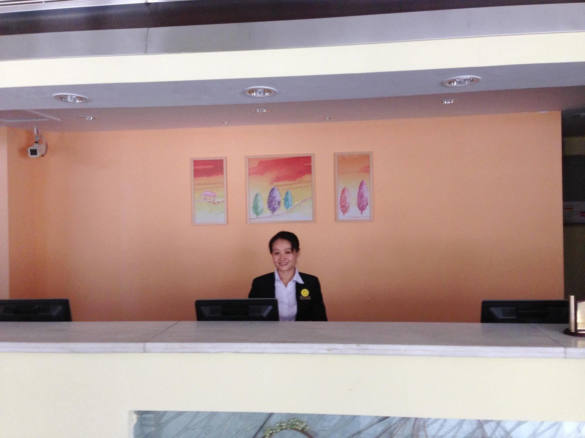 Homeinns Hotel Huizhou  Exterior photo