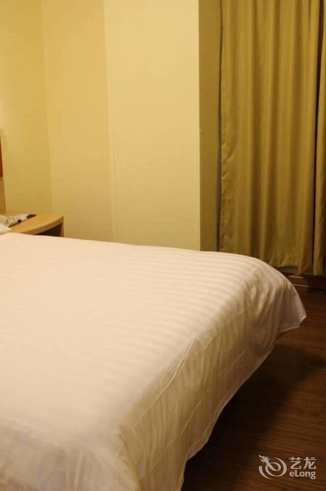 Homeinns Hotel Huizhou  Exterior photo